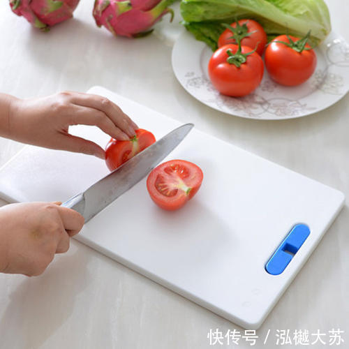抗菌性|厨房用的切菜板,含菌量超乎你想象!什么菜板最好最安全?