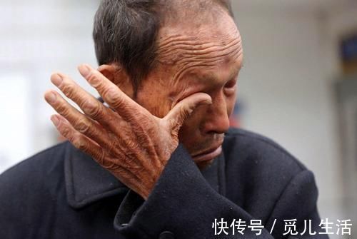 亲子关系|养儿防老成难题?关键看父母,这几类父母儿女抢着养,原因很现实