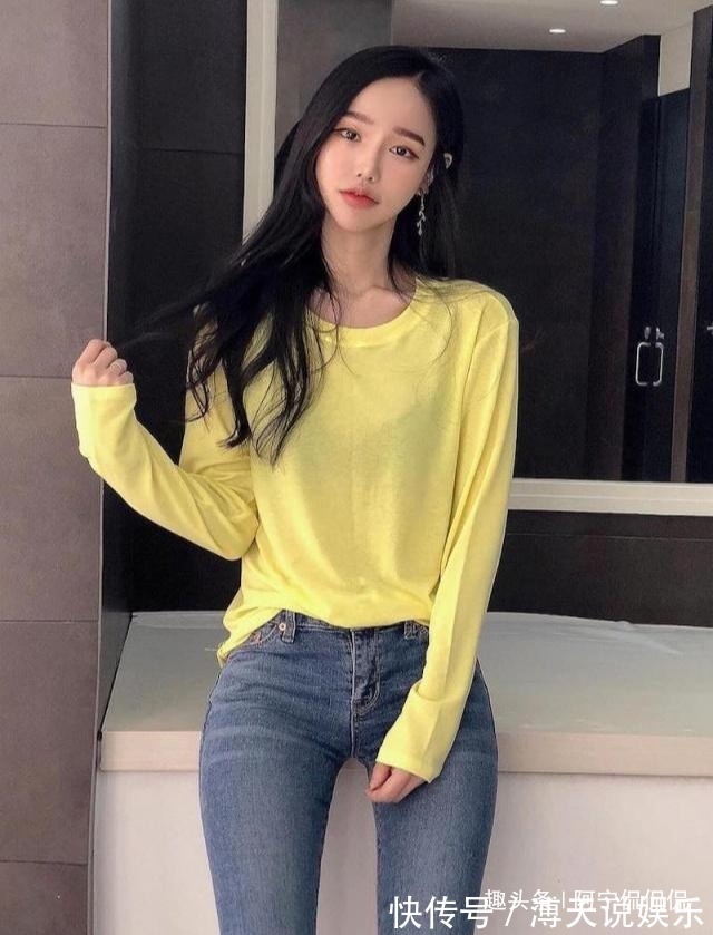 气质 打底衫穿出小清新的气质,搭配上牛仔裤尽显潮流风范