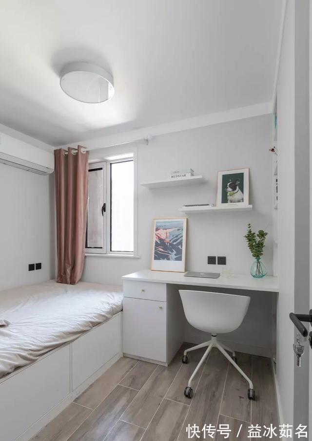 收纳|52平小户型，改造成了两居室，外加一个衣帽间，有格调！