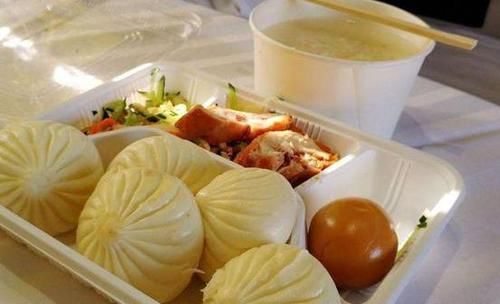 每天早上喝一碗開(kāi)水沖雞蛋，一段時(shí)間后，身體可能會(huì)收獲4個(gè)好處