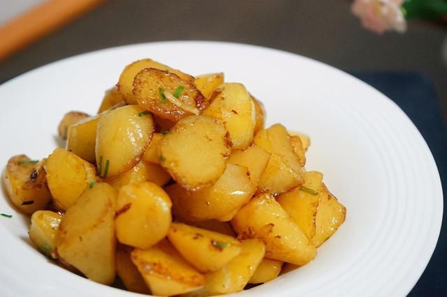 准妈妈|产妇生娃前吃得“不对”，产房里尴尬“加倍”，哪些美味不要碰？