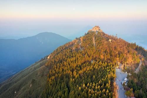 泰山|中国著名的6座名山，它并非“五岳”，名气却数一数二