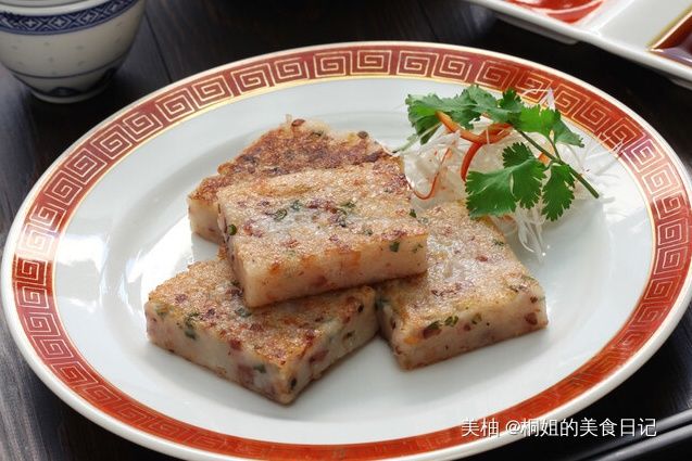 家里的萝卜吃不完，试试做成萝卜糕，咸香软糯，拿肉都不换