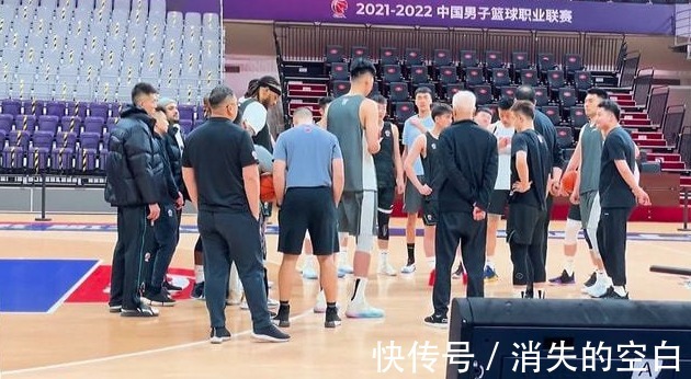 韩德君|辽宁男篮首发阵容曝光 进驻赛区酒店开始备战