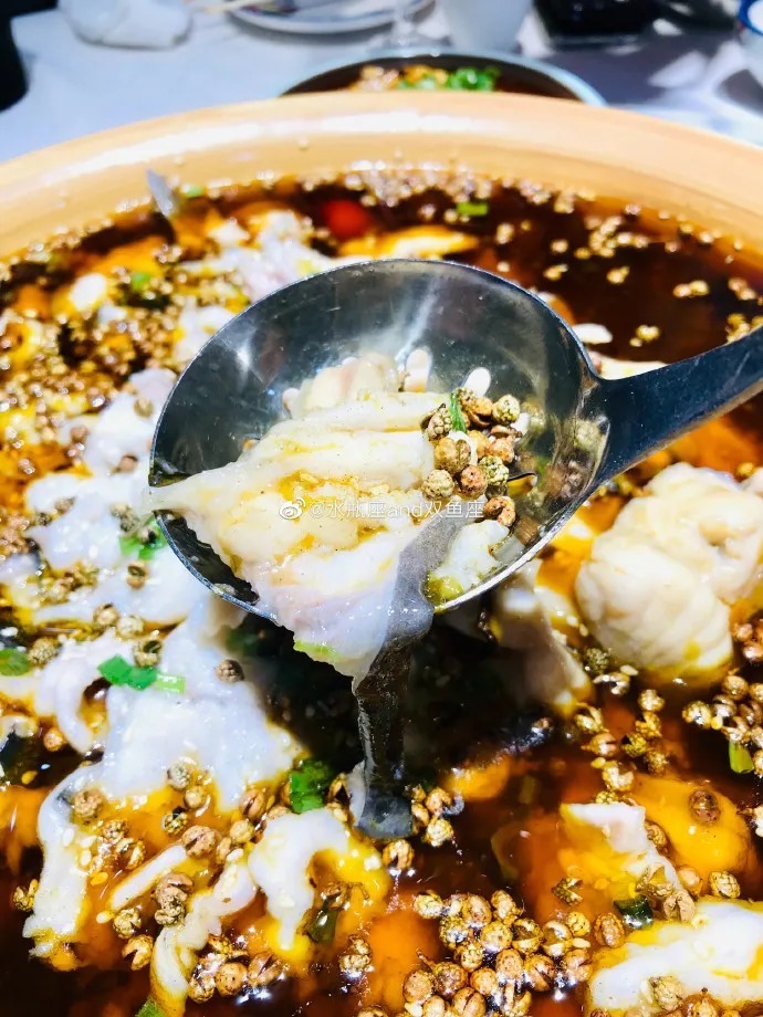 冷锅鱼|吃遍大连-看看!鱼头吃出这么多花样.......专治你刁钻的胃~