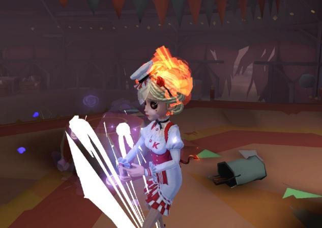 光辉|第五人格：调香师联动紫皮BUG，头顶火炬光辉，太招屠夫了