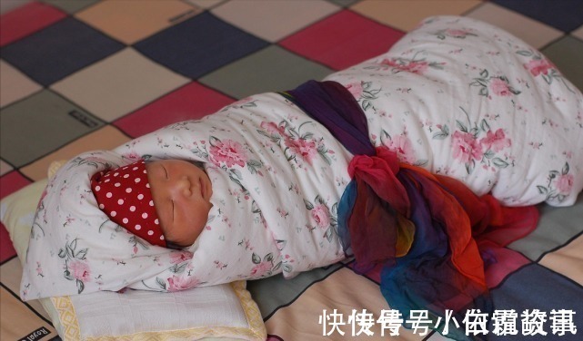 睡头型|养护新生儿宝宝坑太多,10个“带娃禁忌”家长要了解,别做错坑娃