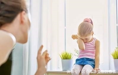 说出|5岁女儿遭妈妈吼,静默怔楞,半天后说出一句话,家长突觉愧疚