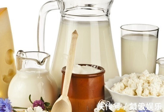 钙片|吃两个月钙片依旧骨质疏松医生光吃钙片没用,要多吃4种食物