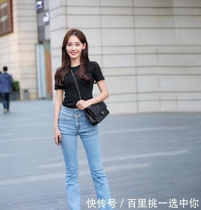 身材|紧身牛仔裤,展现出极具美感身材,女神的魅力脱颖而出