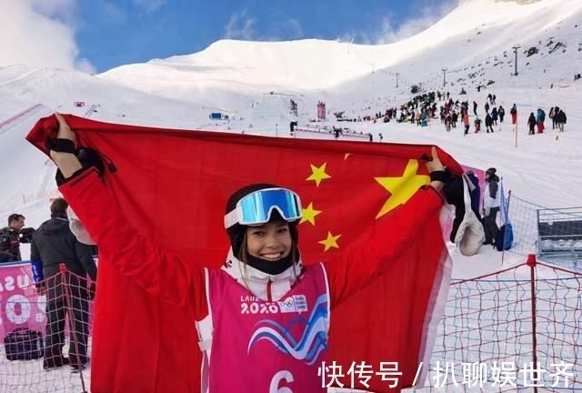 上曲|16歲少女放棄美籍加入中國籍，僅3個月，就為中國拿下3枚金牌