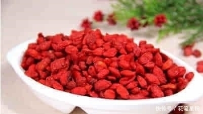 张仲景|张仲景记载:菊花加“它”泡水,连喝一周,肾变强了,便秘也改善