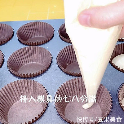 不开裂，不回缩，不塌陷的纸杯蛋糕来啦