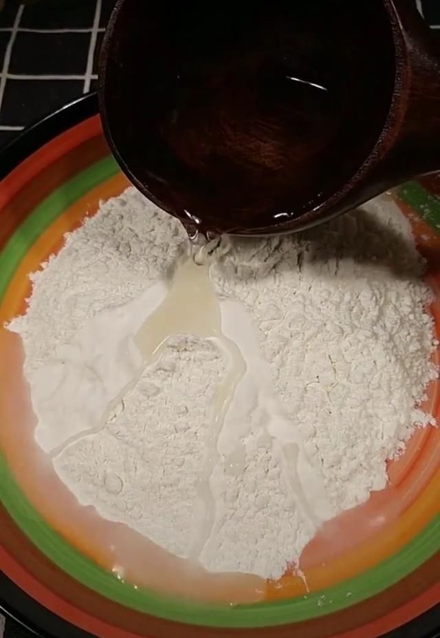 鸡肉|缅怀柴火烹制年代，忍不住回想童年时光，一道家常柴火鸡送给大家