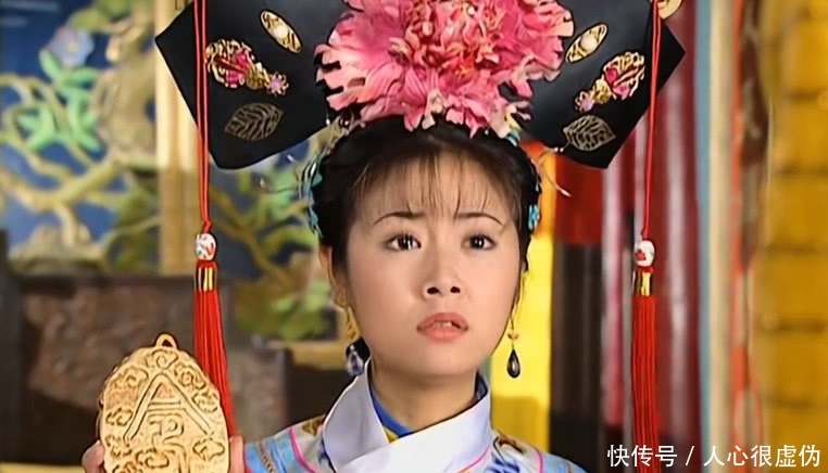 还珠为什么说新版紫薇比旧版多了点心机看她对容嬷嬷的态度 全网搜 还珠为什么说新版紫薇比旧版多了点心机看她对容嬷嬷的态度 全网搜