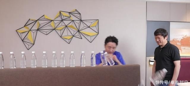 邹市明|还吹李小龙能打吗?邹市明测试拳速远超李小龙，实战能秒杀李小龙