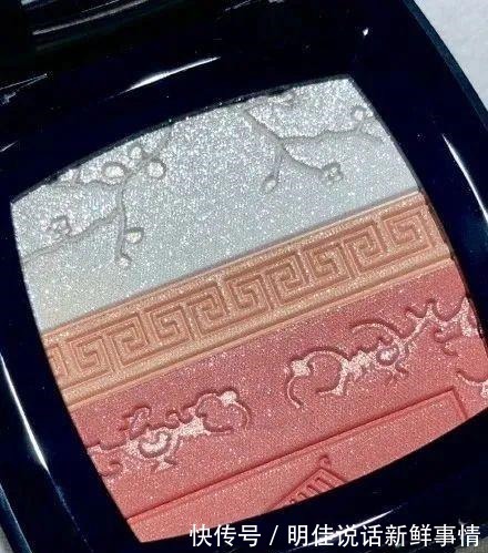 腮红 彩妆界颜值巅峰,那些美到舍不得用的浮雕彩妆盘~!