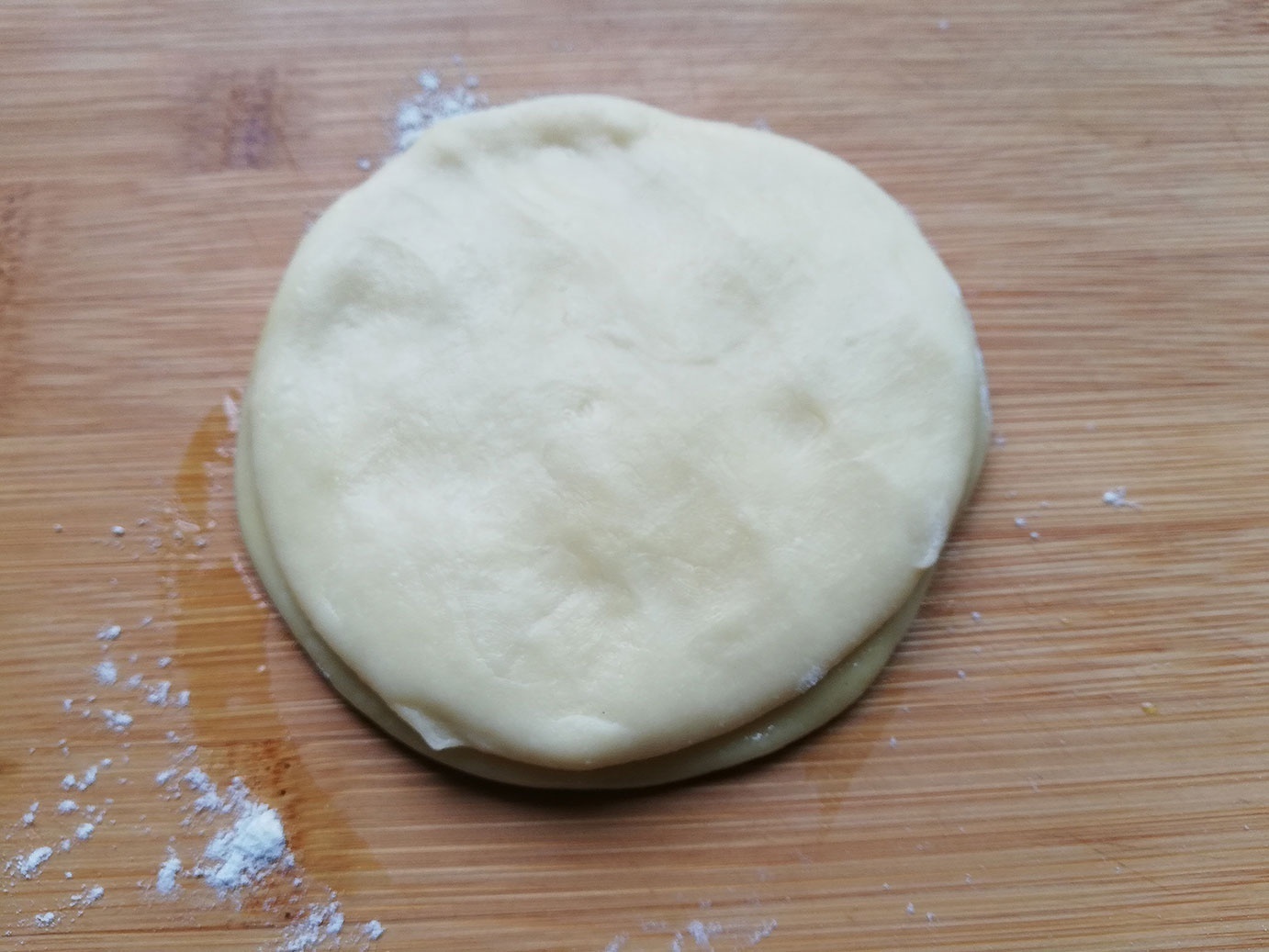 2个鸡蛋，一碗面，教你40秒烙一锅，不用一滴油，烙的饼柔软劲道