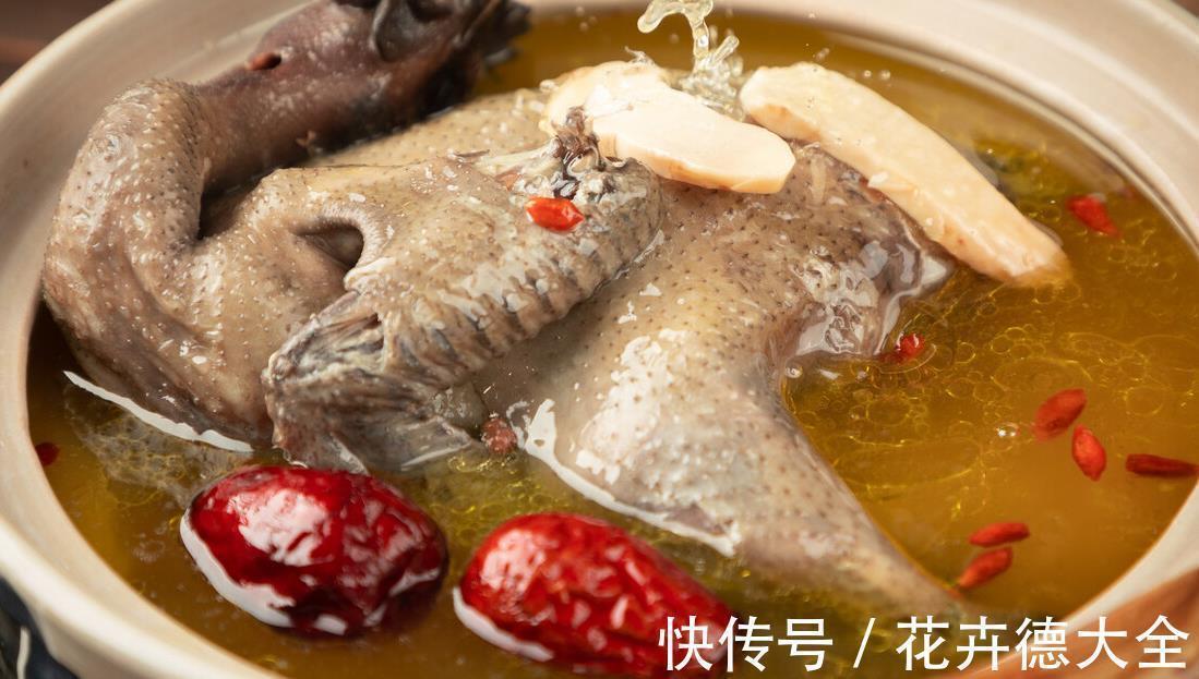 屁股|30年养鸡大户告诉你,鸡身上6个部位别吃,没有营养还危害健康