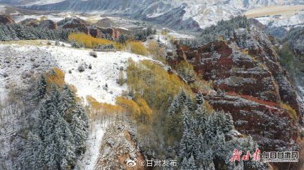 秋雪|宛若童话世界！一场秋雪惊艳马蹄寺风景区