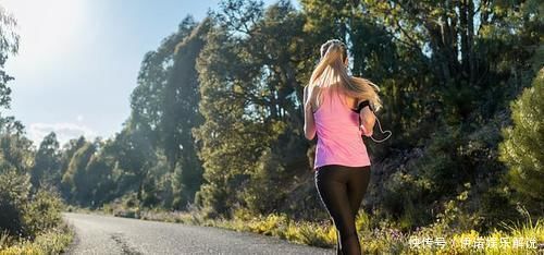 速度|慢跑多久能减肥？除了减肥，慢跑还有什么好处呢？