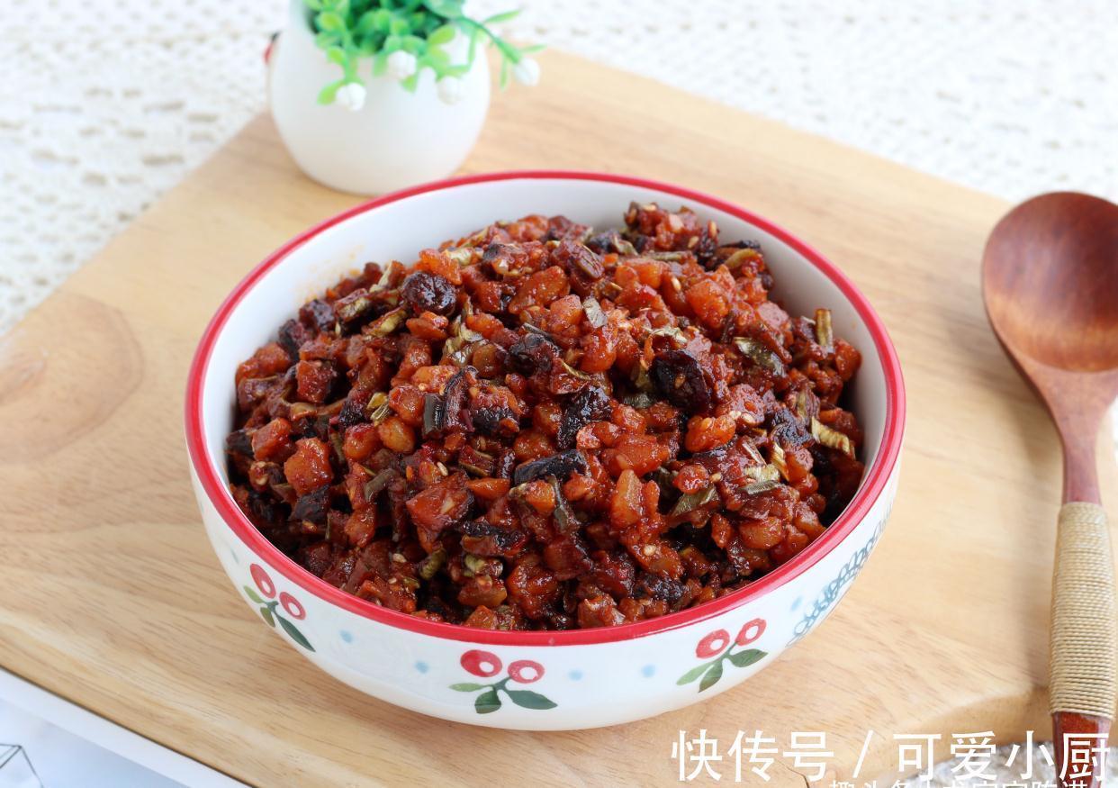 秋天我常做这酱菜,拌面吃火锅都适合,营养实惠,随吃随取真省事