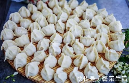 喷香|过年调饺子馅，懂得加“2样”，饺子做好喷香入味，咬一口流汁