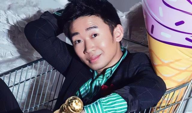 接受|杨迪接受采访被问,想与谁合作,回复是他