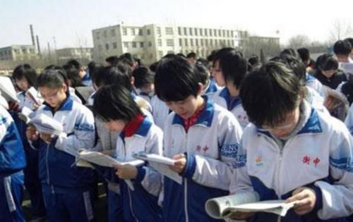 “清华北大懒得考”，16岁女孩放出豪言，最终考试成绩让人佩服