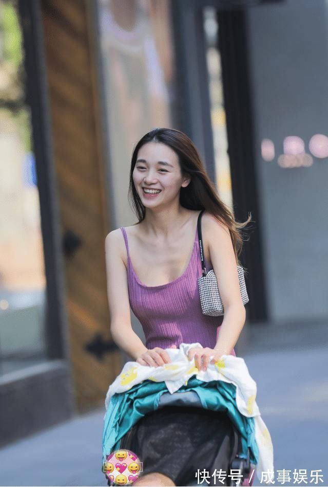 穿搭 气死老公穿搭系列,美女穿着“睡裙”就出门了