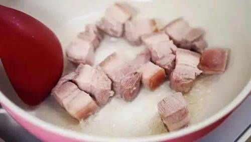  红烧肉|红烧肉不好吃？那是你不会烧，几十年的老一套，试试这样做！