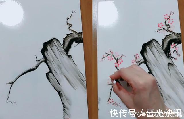 美术生！美术生又“作妖”，不用画笔也能作画，老师这神操作我给满分