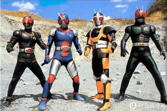 涂装|模型手办 篇八:『一杯咖啡钱的快乐』24元的假面骑士Black+RX瓶盖摆件