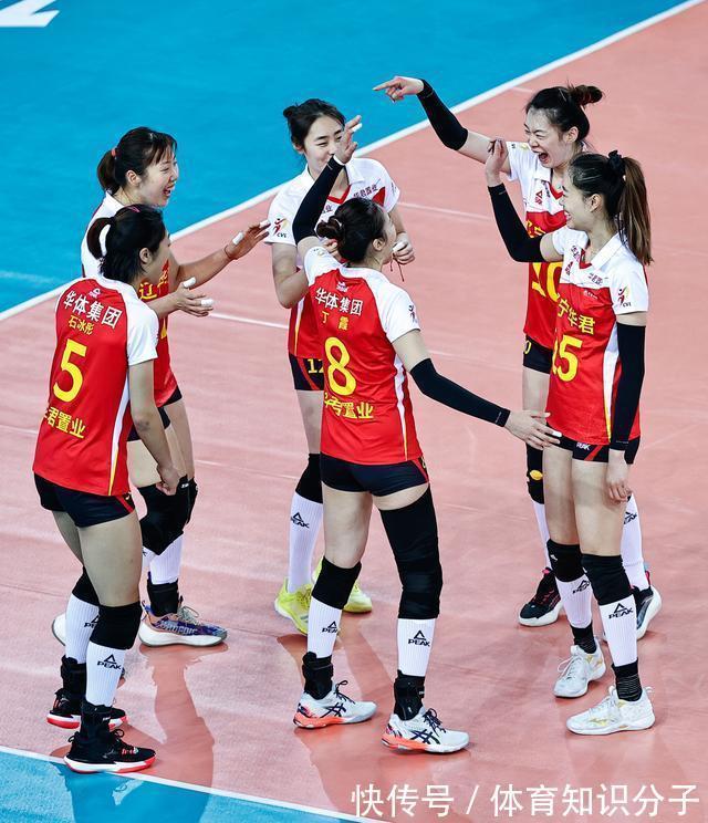 中国女排国家队|女排新重炮状态火热！轰下19分成关键人物，新版王一梅浮出水面