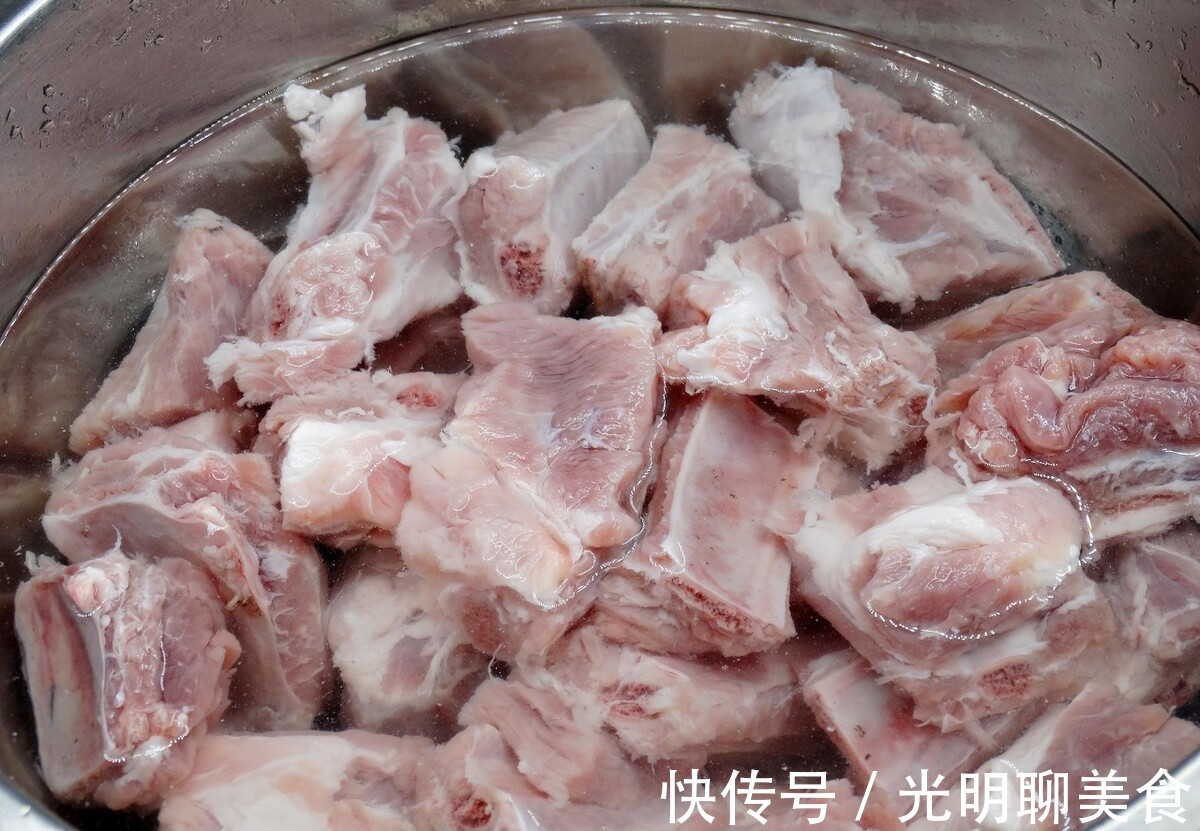 山楂|炖肉炖排骨时,调料可不能乱放,牢记3不放技巧,肉质鲜嫩还不腥