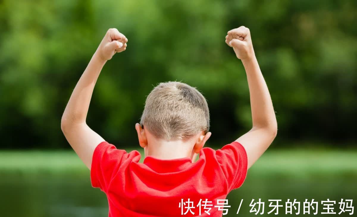 负面情绪|白岩松:情商比智商重要,父母常对孩子说3句话,孩子情商低不了