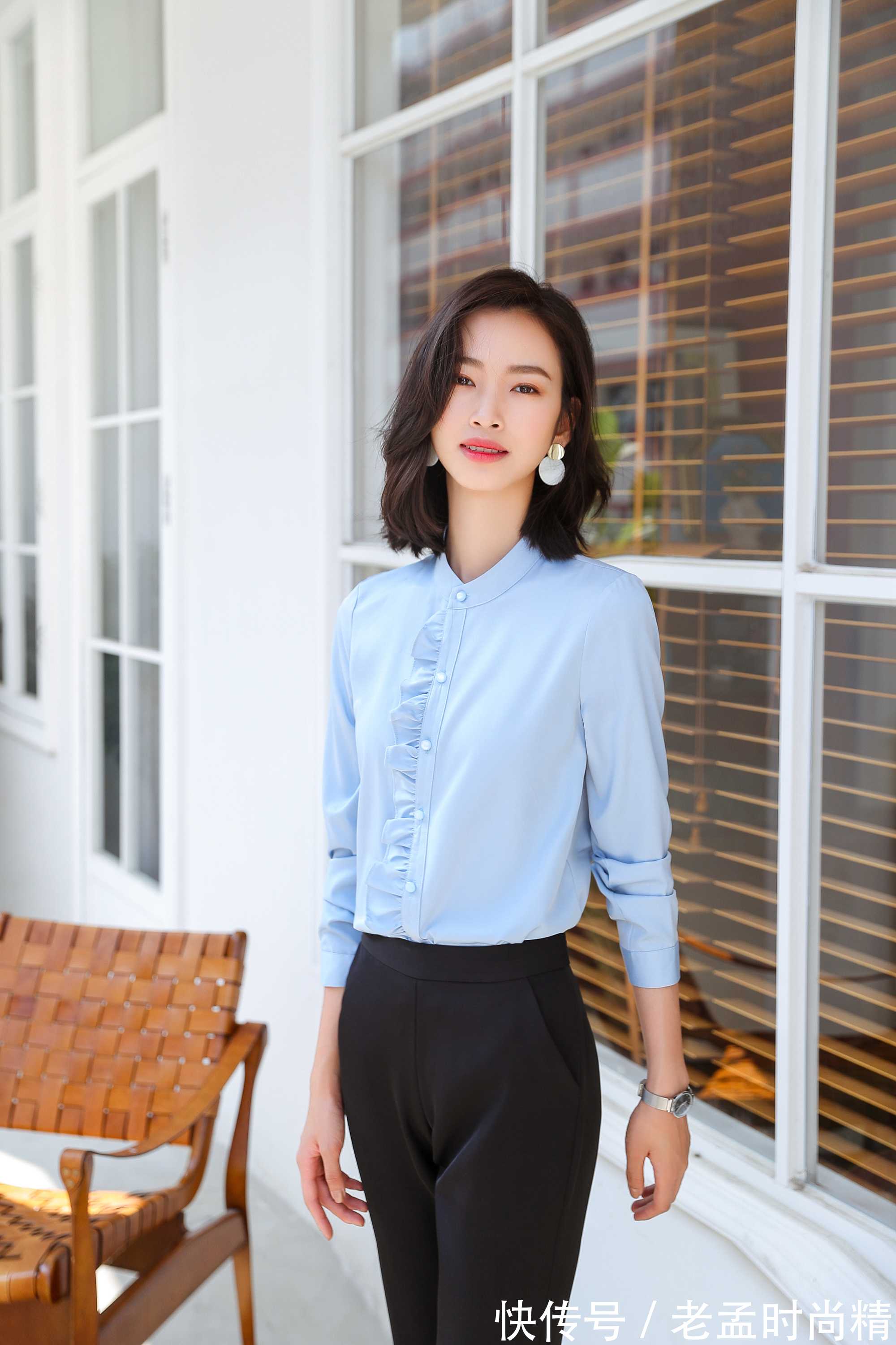 职业套装 黑色衬衫职业套装非常推荐