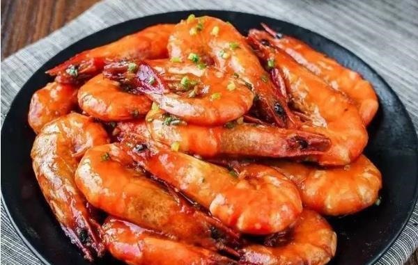 做油焖大虾，第一步常有人做错，味道不香，教您正确做法，好吃