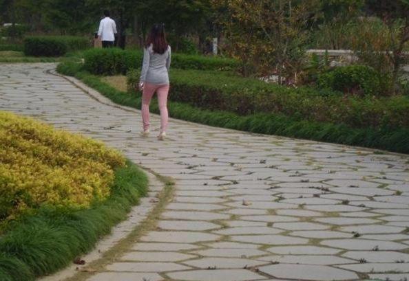 双胞胎儿子|我怀孕生下双胞胎,照料三年后,才发现孩子是别人的