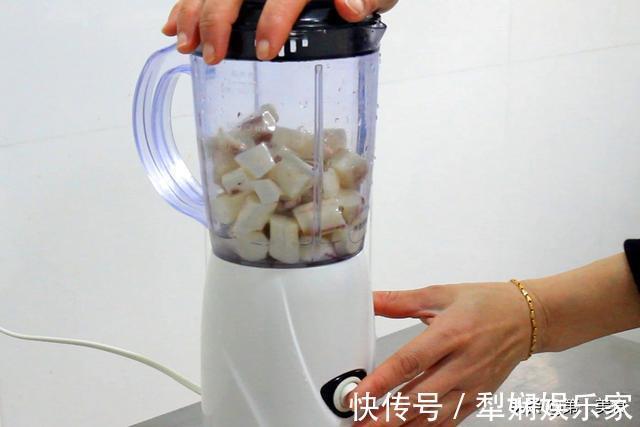 鸡蛋|山药里打2个鸡蛋,不用早起10分钟出锅,这懒人早餐孩子抢着吃