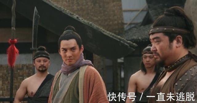 皇帝&他是梁山上没存在感的好汉,宋江死后,皇帝却赐他银两和田地!