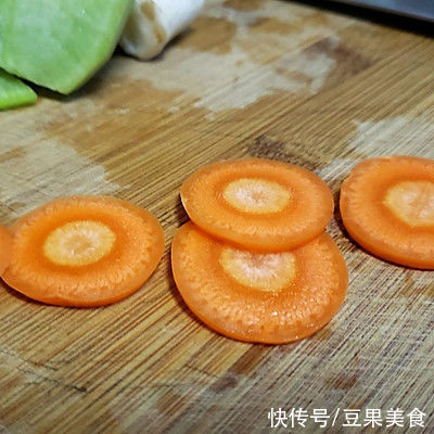 学会在家做素披萨,再也不用出门买了