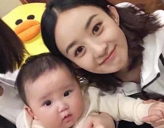 水花|下雨天外甥玩水不回家,小姨将计就计,看看谁弄得水花大