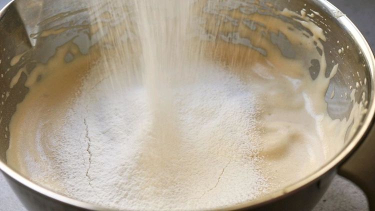 自己在家做枣泥蛋糕，低脂低糖，松软可口，真好吃