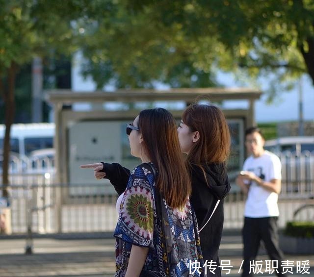 气质|街拍 高冷和成熟的气质, 你选择哪一边!