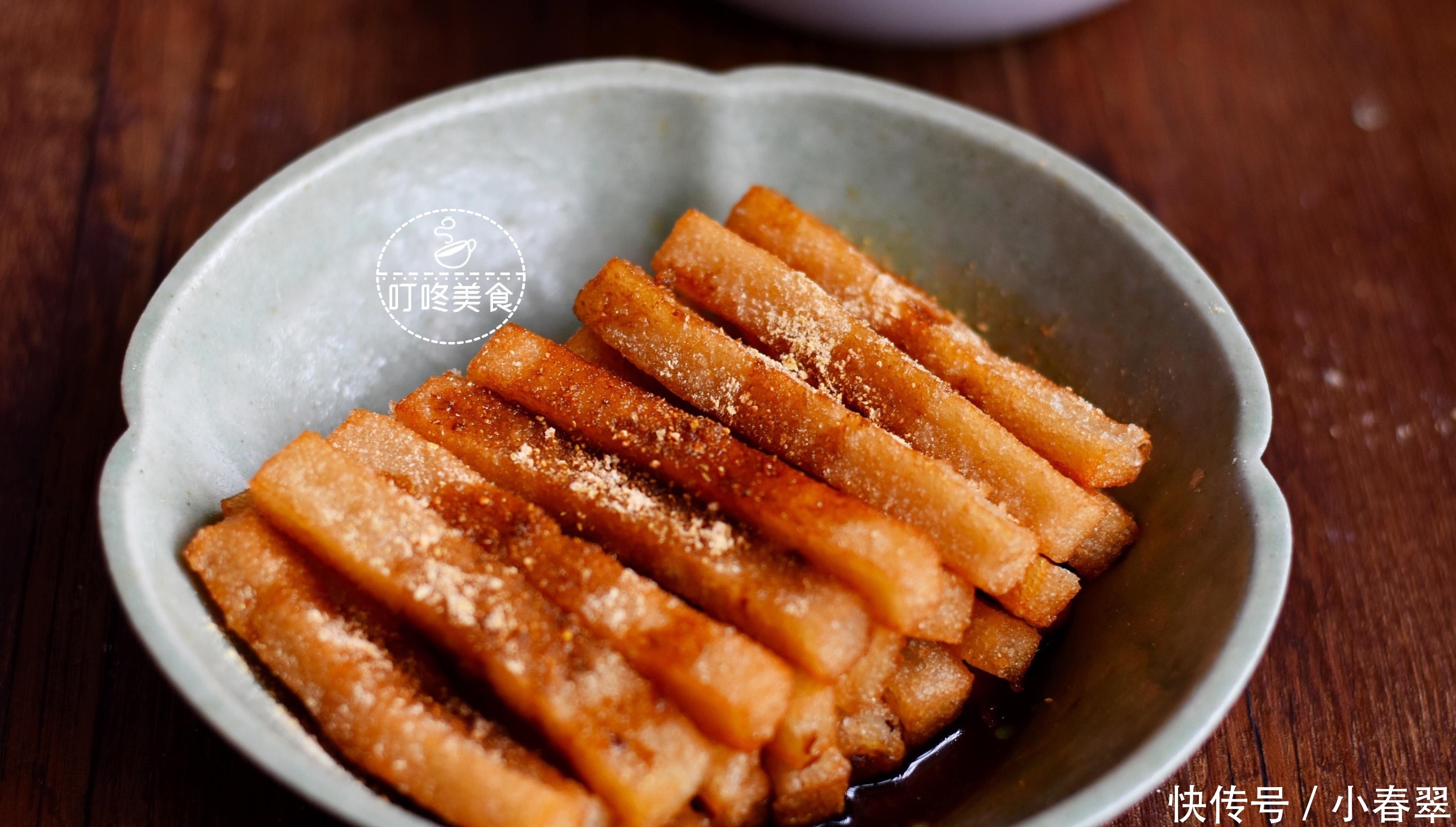 年糕别再炒着吃了,2分钟教你做红糖年糕,香软酥脆,全家抢着吃