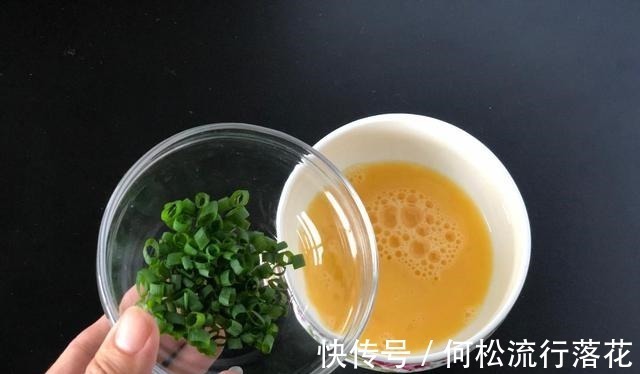 孩子早餐超爱吃它,十分钟搞定特简单,吃饱吃好营养高上学不迟到!