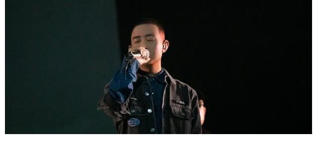 《哥哥》成团预测，C位竞争激烈但悬念不大，说唱歌手三选二