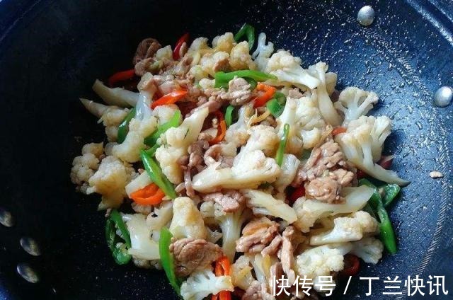 炒花菜，光焯水可不够，少了“这1步”，花菜炒不入味，像注水了